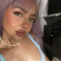 lovelyemma__ webcam model