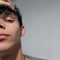 Salvador64uwueu webcam