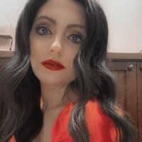 violetsky24 Adlı Modelin Çevrimdışı Sohbet Odası