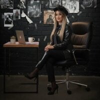 KristhalRasmussel webcam model