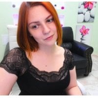 DainaRed's Offline Chat Room