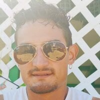 Fab0MejiaSex's Offline Chat Room