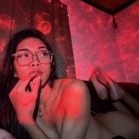 holyakiesha webcam