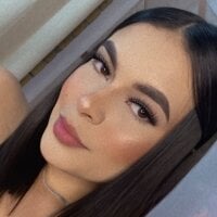 Mia_15_