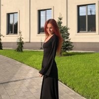 Eva_Hollowey