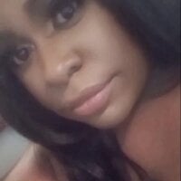 ThickandChocalate's Offline Chat Room