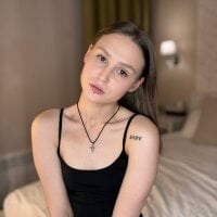 sasha__meow model avatar