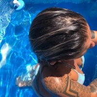 MilfArgenta85's Offline Chat Room