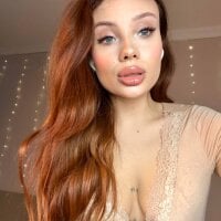 Emmanuelleee webcam model