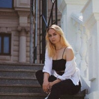 AdeleEverhart webcam model