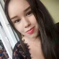 hellen_hottie's Offline Chat Room