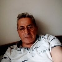 derman12341's Offline Chat Room