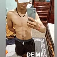 SAMSEXLOVE28 Adlı Modelin Çevrimdışı Sohbet Odası