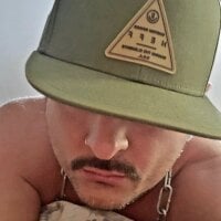 TylerRideXXX's Avatar Pic