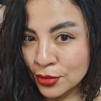 zoe_juicy webcam model