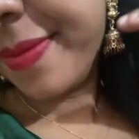 ChikniChammeli webcam model