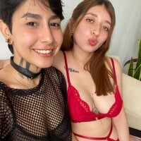 DaisyEmily webcam model