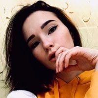 Jenny_Larsan's Offline Chat Room