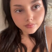 cutesirensXO model avatar