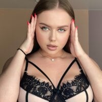 CarollMoore Adlı Modelin Çevrimdışı Sohbet Odası