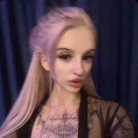 DjesikaCherry webcam