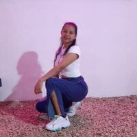 black18flower18 webcam model