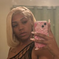 blossom1228's Offline Chat Room