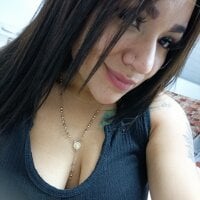 Adeline15 offline chatrum