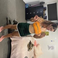 Samiii_G's Offline Chat Room