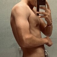 TheSecretMRT webcam