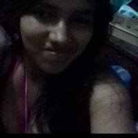Alixha56Live Webcam
