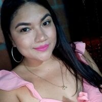 Nicole_Martinez1's Offline Chat Room