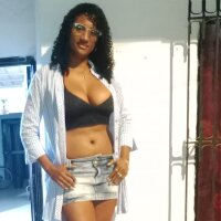 bea_mccarthy1's Offline Chat Room