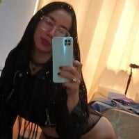 Yara_wish webcam model
