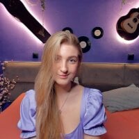 SagaYoung's Offline Chat Room