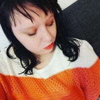 CurvyMilf1992 webcam