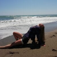 _veronika_jones_ Adlı Modelin Çevrimdışı Sohbet Odası