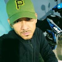 Toro_Hot31's Offline Chat Room