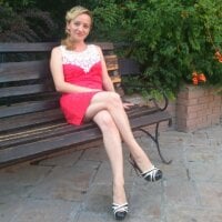 StellaFolow's Offline Chat Room