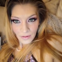 Larissa-babygirl offline chatrum