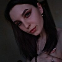 Anuta_Mommy webcam model