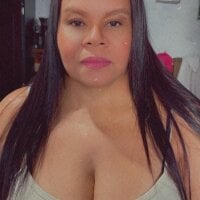 Brendaasnicar12 webcam model