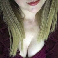 EvelynPenry's Offline Chat Room