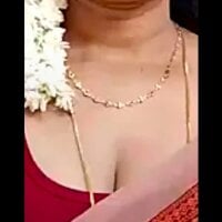 Tamil_Aathira's Profile Pic