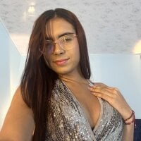 sarasaenz_99 webcam