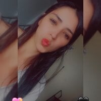 vanessalovetrip webcam model