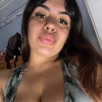 Makicurvy 头像图片