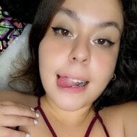 Hard_innocence webcam model