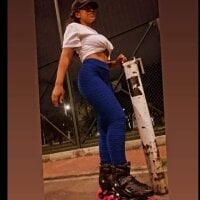 Ivon-09 webcam model