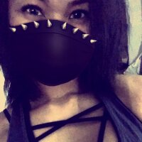 Dark_Asian_Pussy's Offline Chat Room